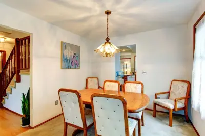 Ide Desain Interior Ruang Makan Minimalis Murah Meriah!