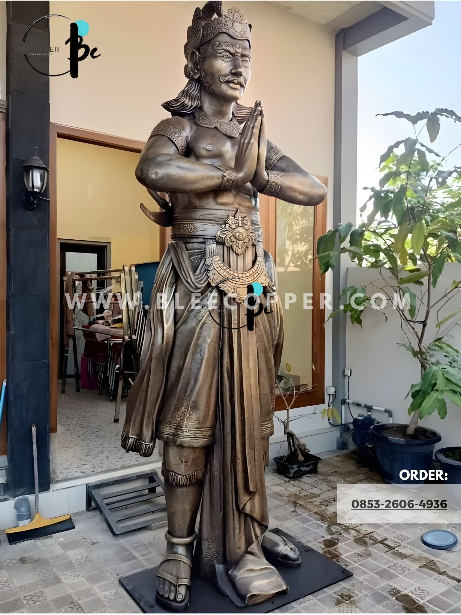 Patung Cutom Kuningan