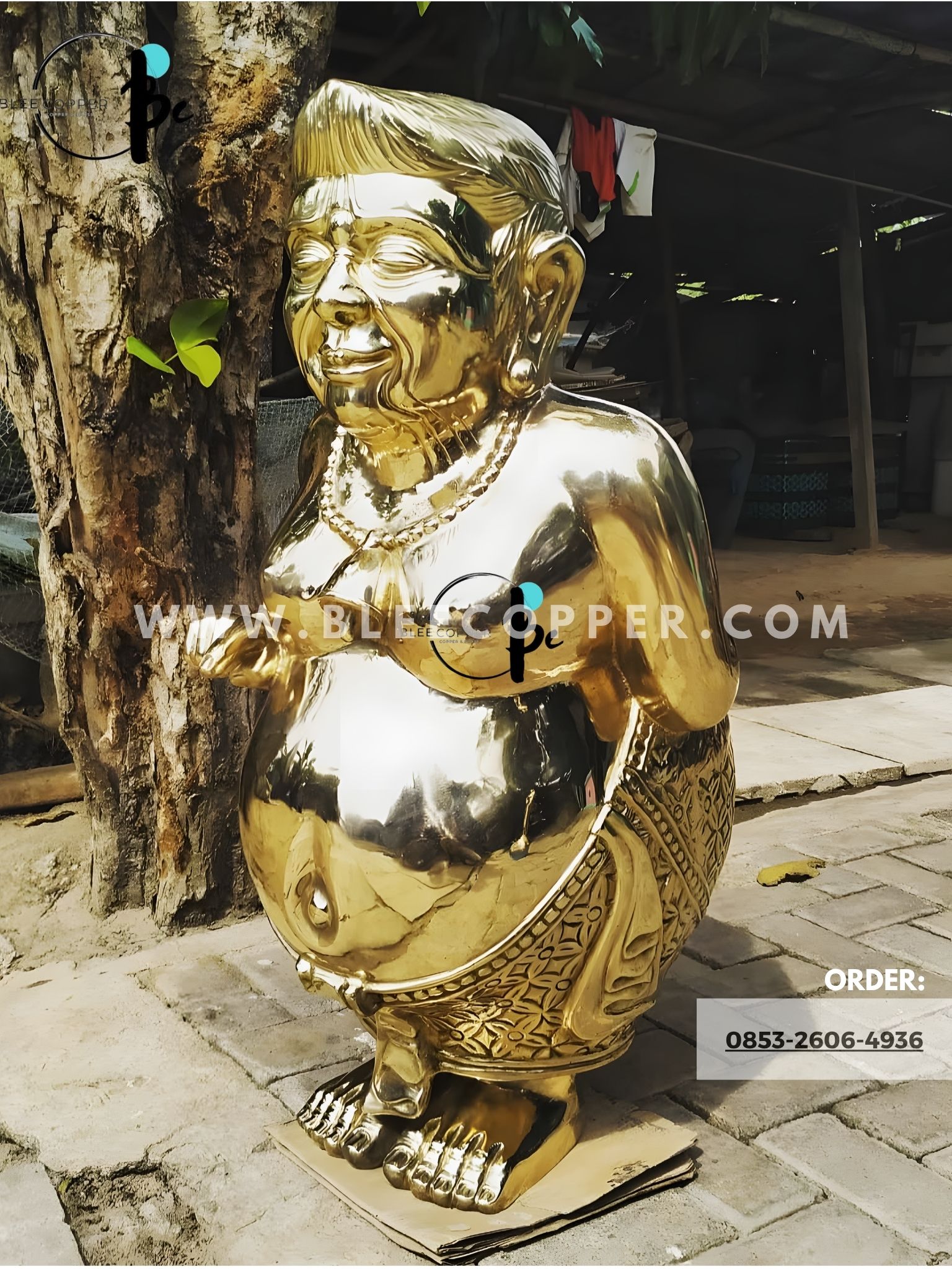 Patung Semar kuningan