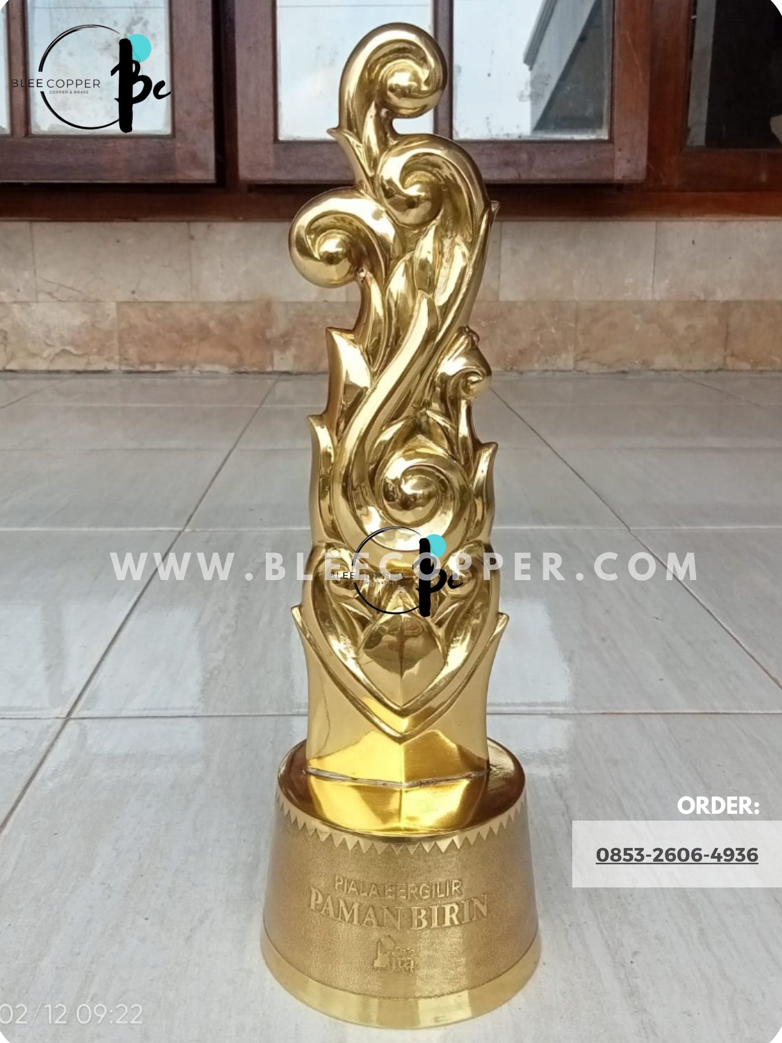 Trophy Tembaga