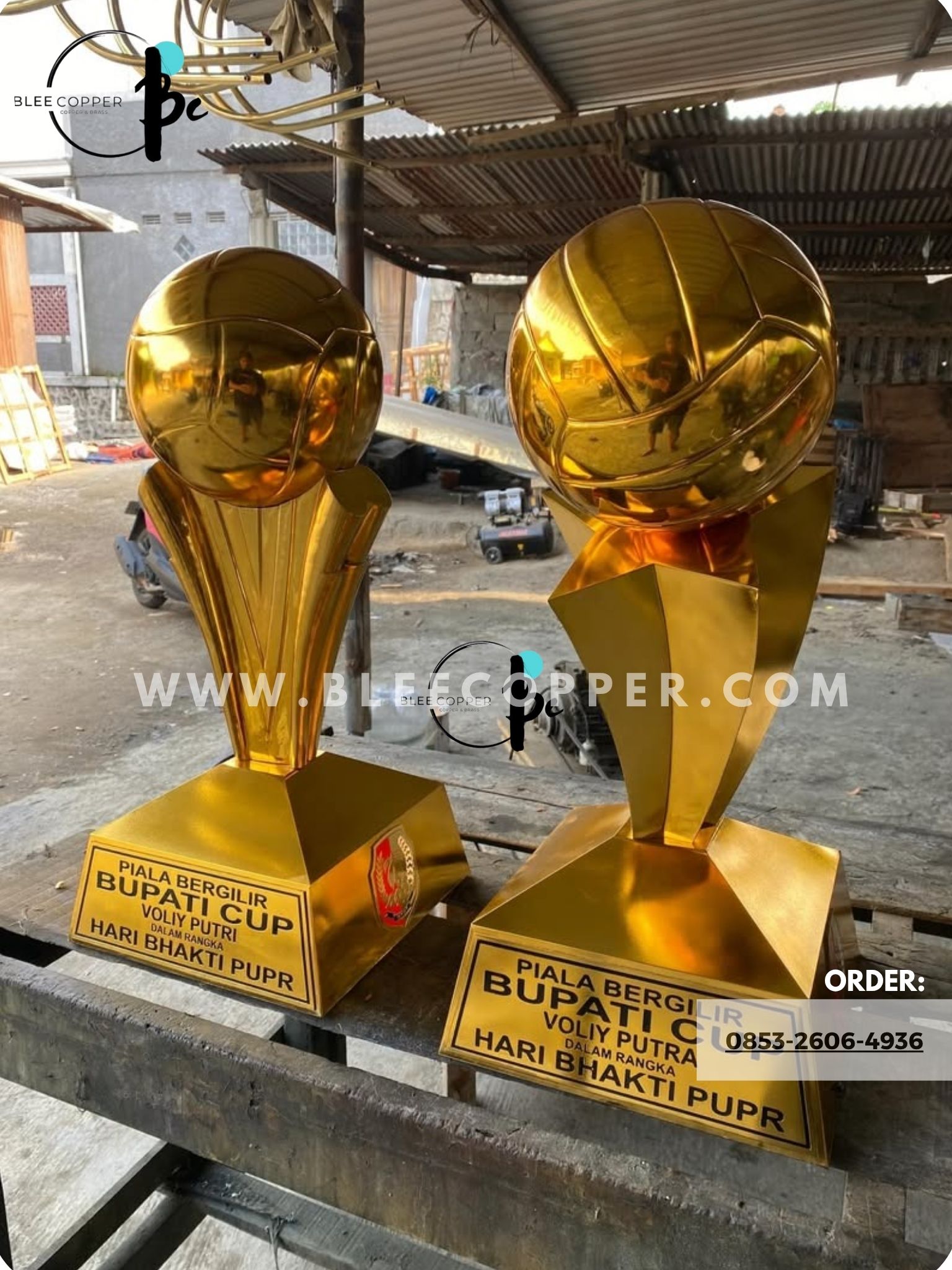 Trophy Kuningan Tembaga