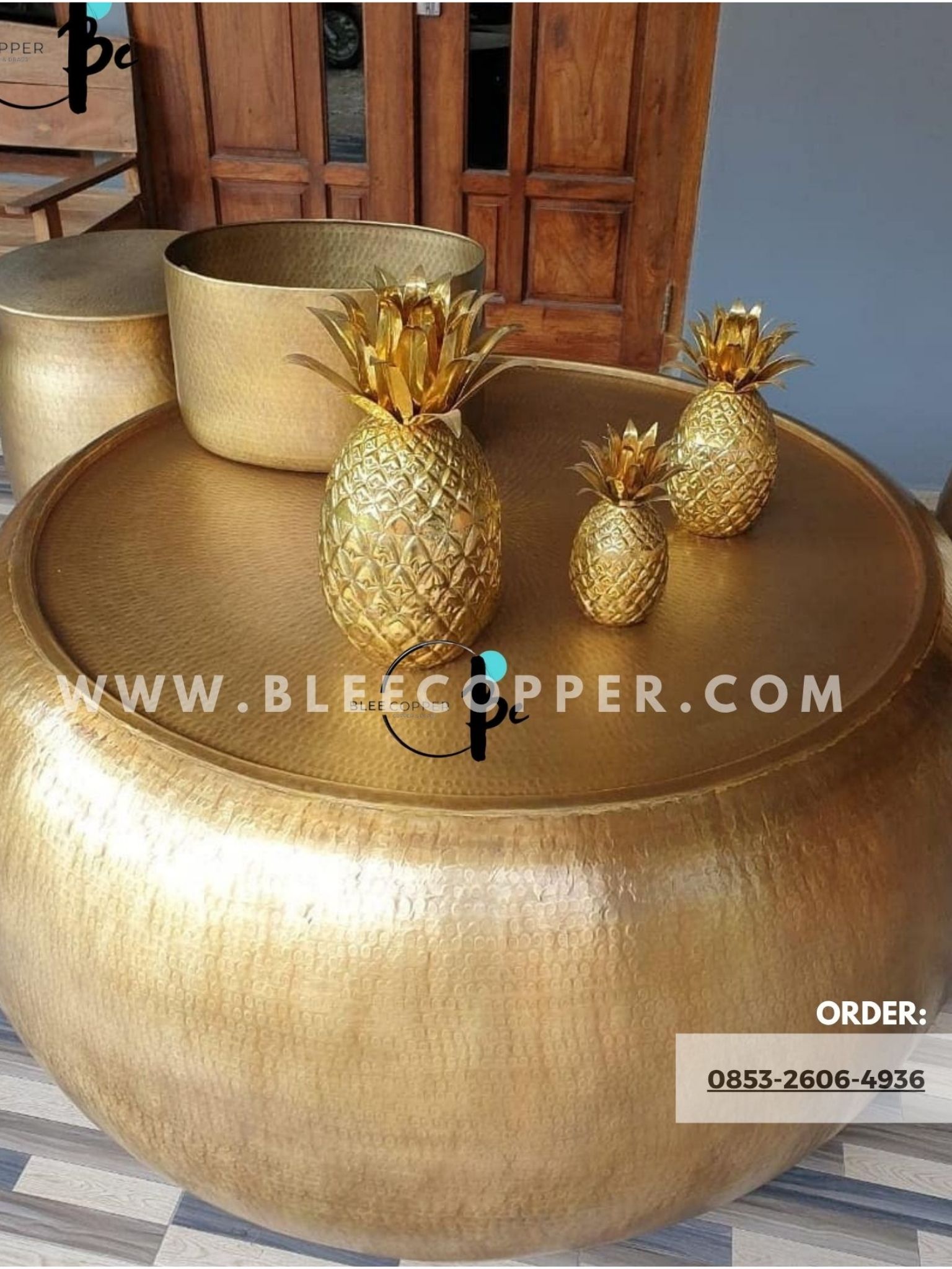 Meja Drum Kuningan