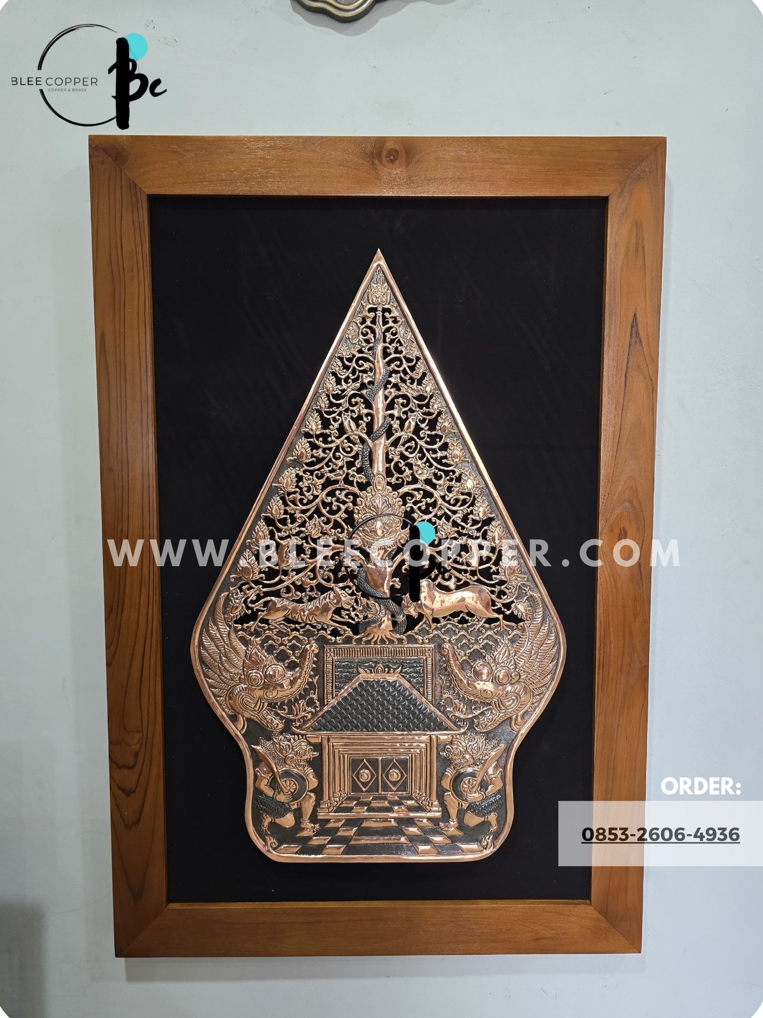 Gunungan Wayang Kombinasi Kayu