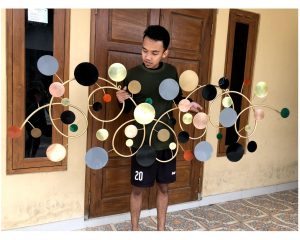 Hiasan Dinding Tembaga