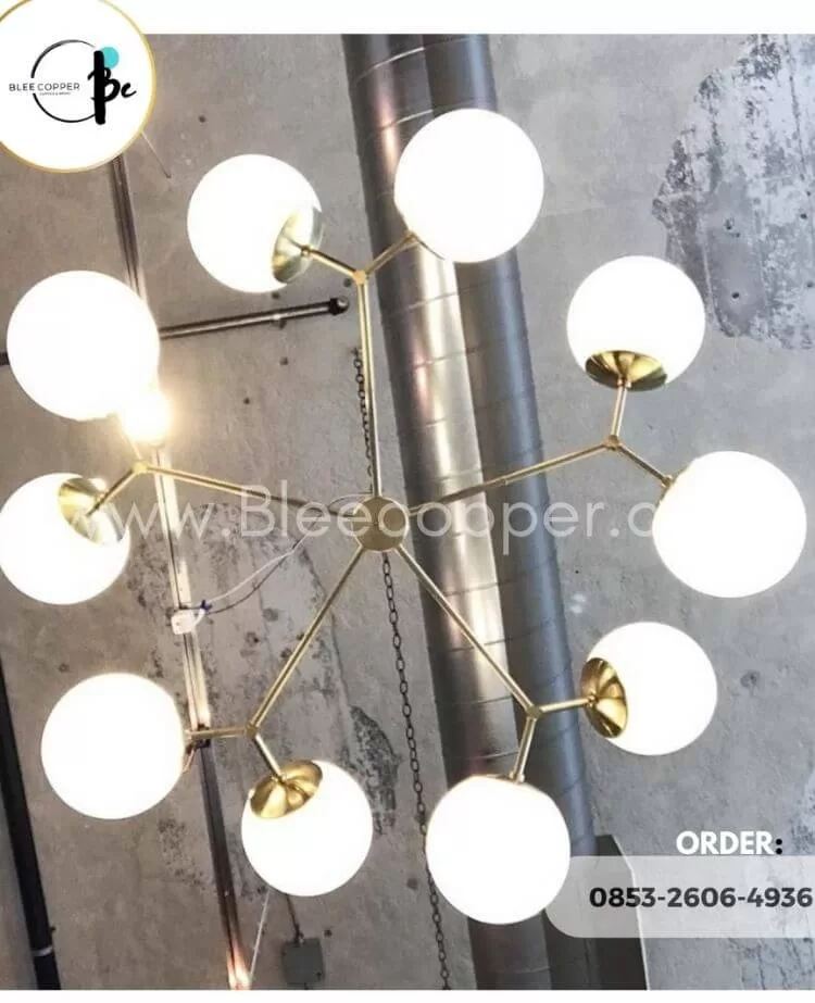 Lampu Gantung Kuningan Cafe