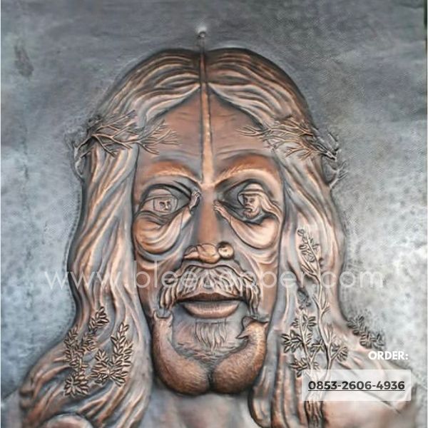 Relief Yesus Tembaga