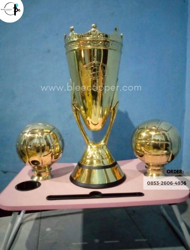 Sedia Piala Tembaga