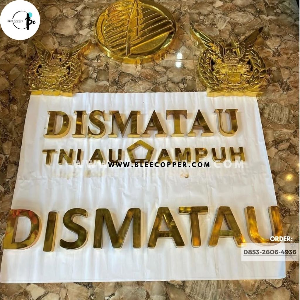 Huruf Letter Kuningan